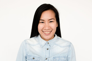 Smiling woman in denim shirt. © Rawpixel.com