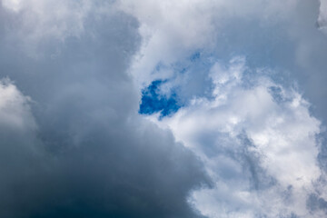 Obraz premium Cloudy sky for background