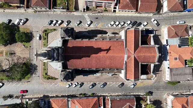 Vista a&eacute;rea superior do Santu&aacute;rio S&atilde;o Francisco de Paula e Nossa Senhora de F&aacute;tima, Caminho da F&eacute;, Ouro Fino, Minas Gerais, Brasil! Uma vista a&eacute;rea de drone! 