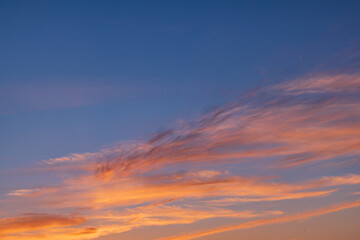 Obraz premium 燃える夕雲