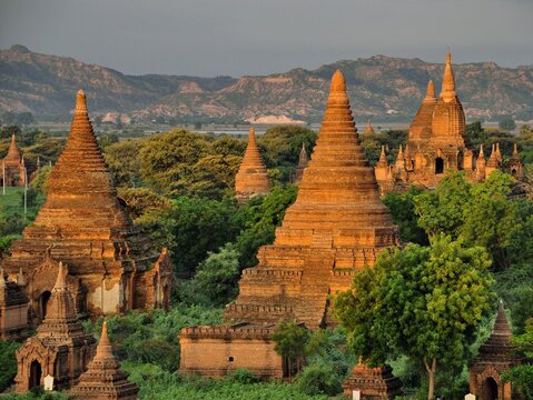 ancient temples in bagan myanmar