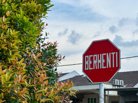 Traffic Safety Signs and Road Infrastructure in Malaysia