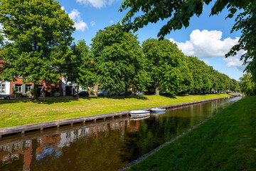Obraz premium Historisches Friedrichstadt (Nordfriesland), Schleswig-Holstein. Stadtszenerie