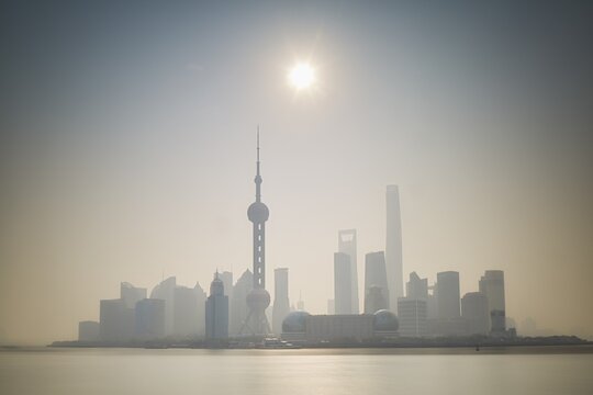 Shanghai, view of the Oriental Pearl Tower from the Bund, Lujiazui, on the banks of the Huangpu River, Shanghai, China, Asia