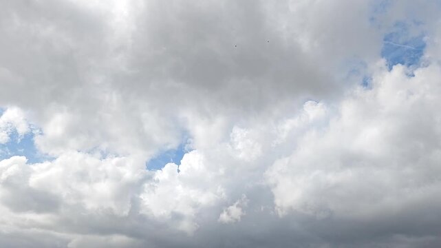 Amazing dark and brilliant cumulonimbus cloud moving