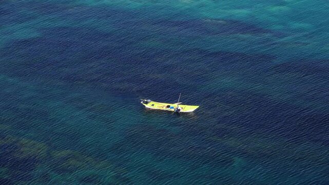 ウニ漁　赤岩海岸