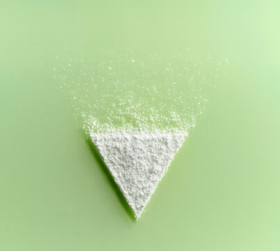 Beauty powder in a triangular shape