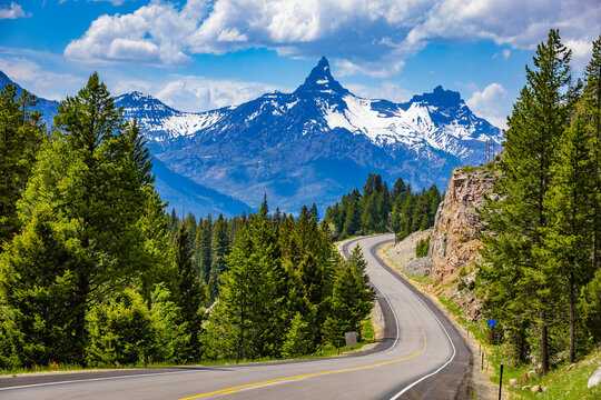 Beartooth Mountain view from Beartooth Highway