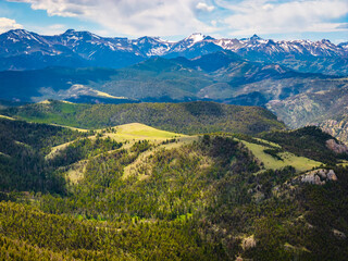 Obraz premium Panoramic Aerial View of Chief Joseph Mountain Range