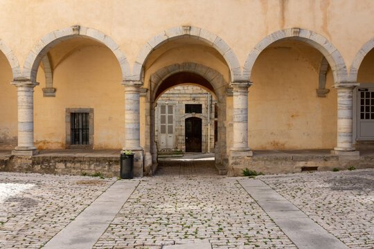 Couvent des Ursulines de Poligny