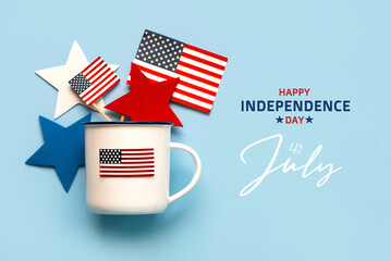 Naklejka premium Top view of cup of coffee with American flag, stars and American pennants with text Happy Independence day 4th of July