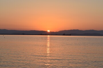 Obraz premium sunset on the lake