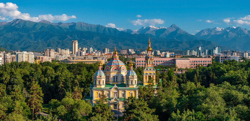 Quadcopter view of the Orthodox wooden Ascension Cathedral built in 1907 in the Kazakh city of Almaty © Max Zolotukhin