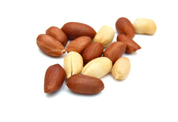 Obraz premium Dried peanuts in closeup on white