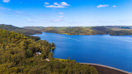Naklejka premium Scenic View of Lake Baroon in the Sunshine Coast Hinterland, Queensland, Australia