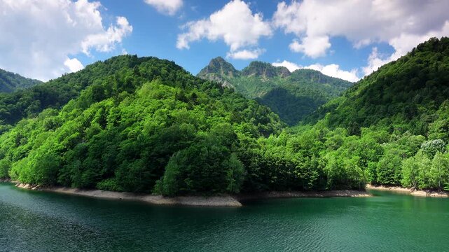 さっぽろ湖と天狗山