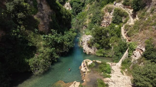Ruta de las tres cascadas de Anna en Valencia
