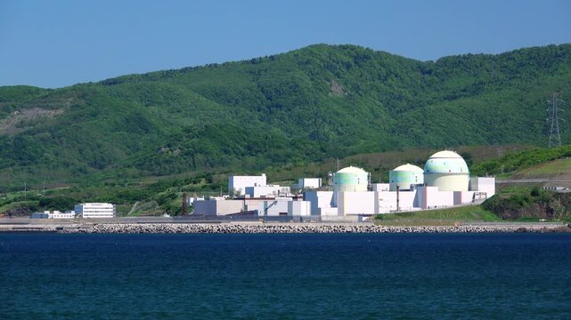 泊原発と日本海
