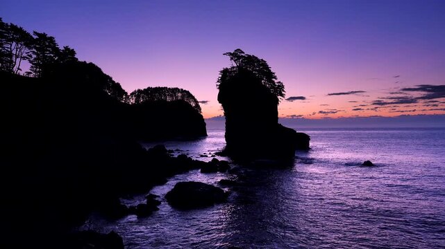 三王岩の朝と海