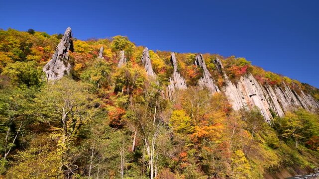 天人峡（七福岩）の紅葉