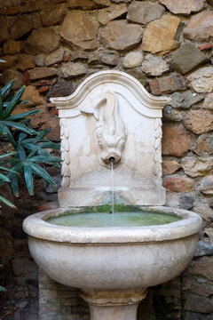: Roman Style Stone Wall Fountain