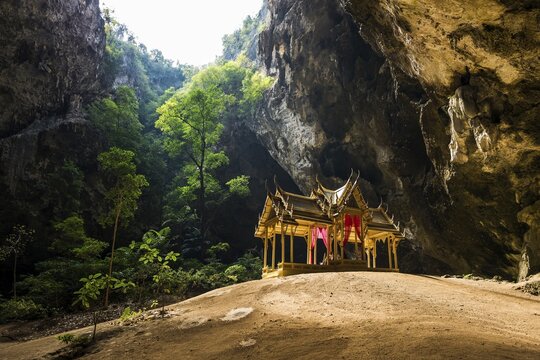 Temple in a stalactite cave, Phraya Nakhon Cave, Khao Sam Roi Yot National Park, Hua Hin, Prachuap Khiri Khan, Thailand