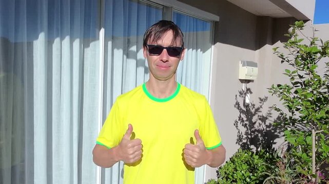 torcedor brasileiro celebra vit&oacute;ria do brasil 