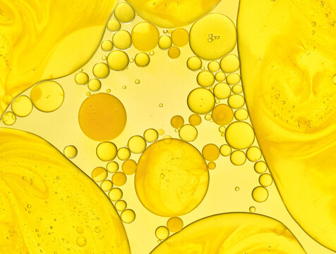 Bubbles again a yellow  background 