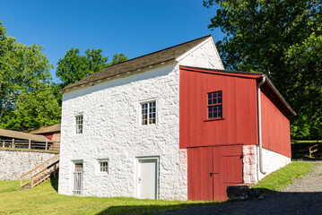 Obraz premium The Buckley and Brooke Office and Store at Hopewell Furnace National Historic Site, where company records, payroll, sales and daily commerce were managed during the nineteenth century.