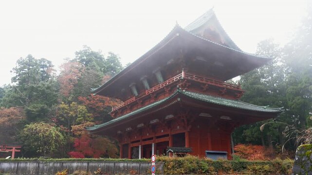 &ldquo;World Heritage Site Koyasan &ndash; Daimon Gate in Autumn Mist, Koya Town, Wakayama Prefecture　世界遺産 高野山「霧に包まれた大門・秋景色」和歌山県高野町