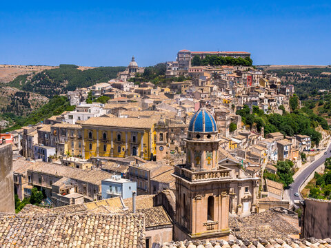 Italy, Sicily, Val di Noto, view over Ragusa Ibla