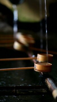 手洗舎の水と柄杓