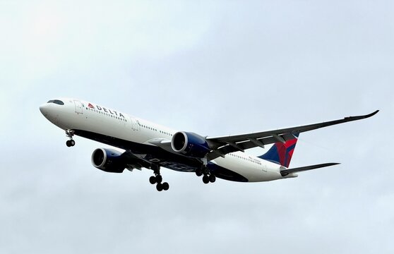 Delta Airlines plane arriving in at London Heathrow at the start of the UK holiday season during the fuel crisis. 