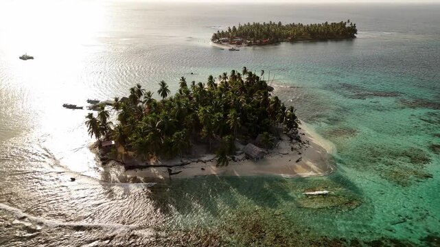 Aerial photograph of the beaches and island of San Blas in Panama, palm trees, clear waters and white sands, Guna Yala