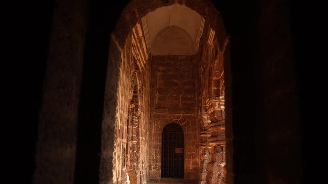 The Jor Mandir is one of the prominent laterite temples of Bishnupur. Stories from the Puranas can be seen depicted in the terracotta ornamentation on the front of the temple.