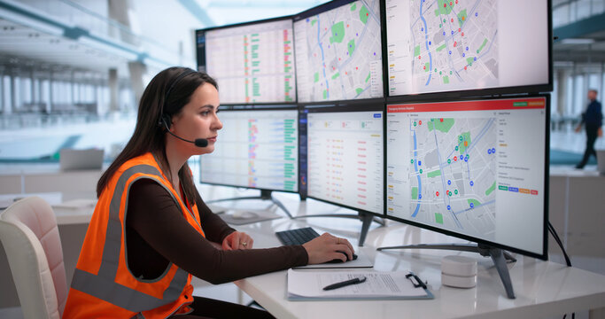 Woman Emergency Dispatcher Listens Fast, Helping People