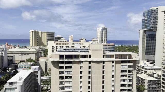 Waikīkī  is a Honolulu neighborhood and the eponymous Waikīkī beach on its south shore, on the island of Oʻahu in the U.S. state of Hawaii. Pacific Ocean