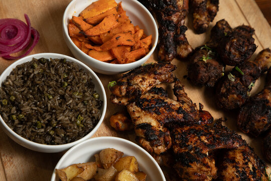 Repas de viande grill&eacute;e avec l&eacute;gumes et riz &agrave; La D&eacute;fense en France