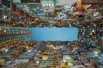 monster building © Eliud