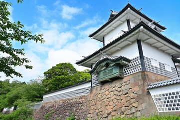 Naklejka premium 金沢城 石川門(重要文化財) 二重櫓と太鼓塀 石川県金沢市