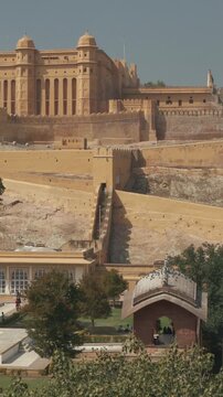 Jaipur, Rajasthan, India. Time Lapse Tourists Walk At Dil Aaram Bagh, Or Mughal Gardens 18th Century Near Amer Fort Or Amber Fort, Amer. Timelapse, Time-lapse Visit Amber Fort. Travel To India