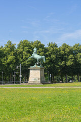 Obraz premium Park near the Leibniz university in the german city called Hannover