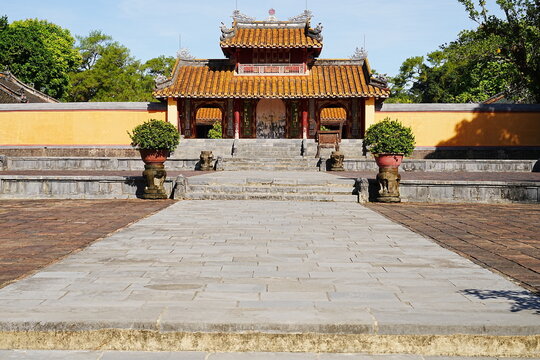 The historic Minh Mang Tomb in Hue, Vietnam - ベトナム フエ 世界遺産 ミンマン帝陵 歴史的建造物