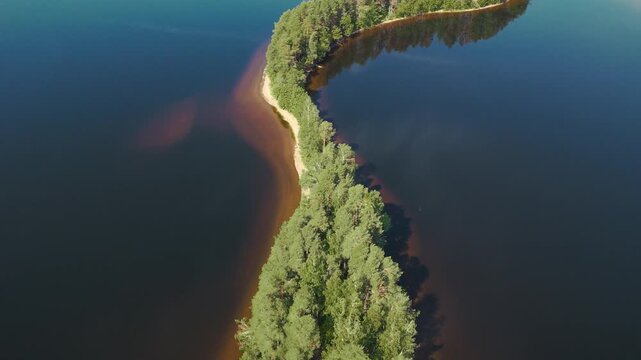 Lintuniemi is a beautiful 1.5 kilometer long cape that continues underwater for hundreds of meters