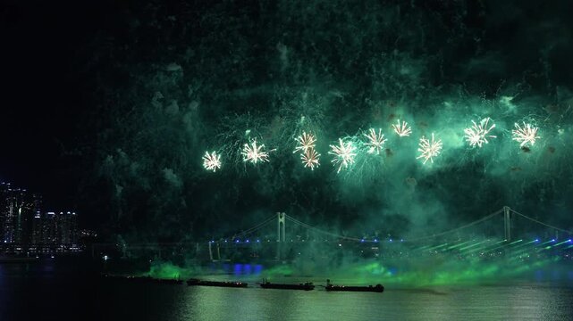 Artistic firework patterns over Busan ocean, Korea - 한국 부산 바다 위로 그려지는 예술적인 불꽃 패턴