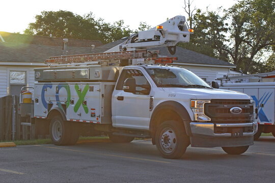COX Cable  work Truck outdoor