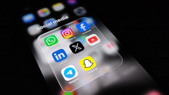  Apple iPhone 17 pro with icons of social media facebook, instagram, twitter, snapchat application on screen. Social media icons background thumbnail preview
