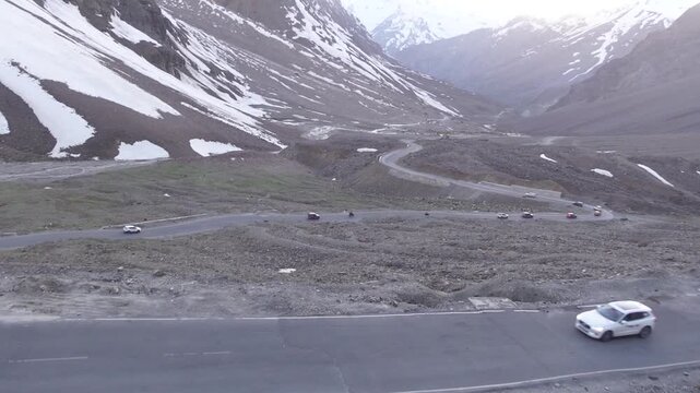 Baralacha La High Altitude Pass | 16,040 ft on the Leh&ndash;Manali Highway