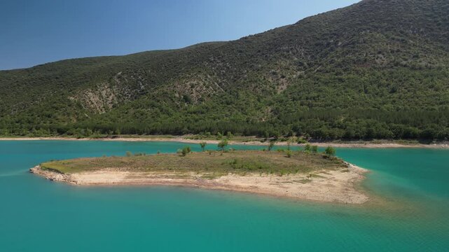 Tourism at Canelles Reservoir, Finestres