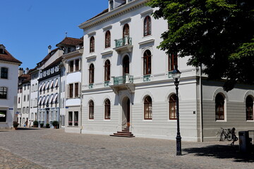 Obraz premium Zugang zur Augustinergasse vom Münterplatz in Basel
